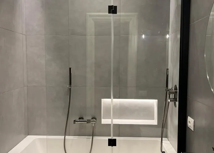 Colosseo Quadrato Luxury